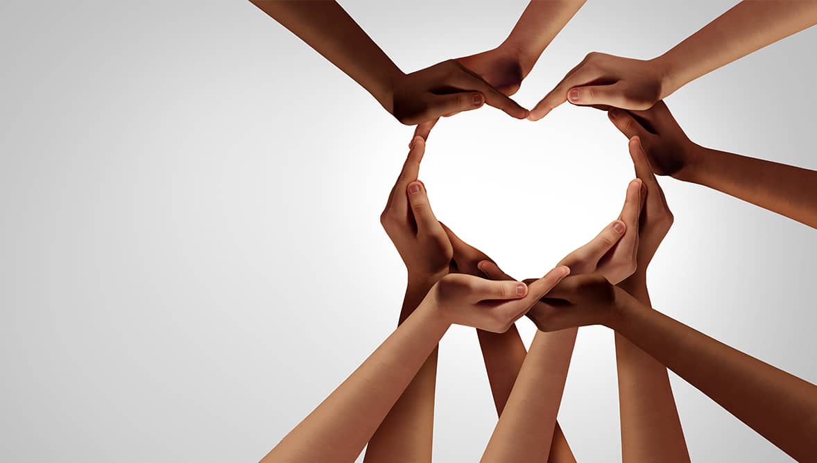 Hearthands 1178X668 Compressed