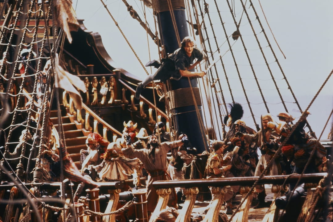 Hook in Concert: Film Still from Hook