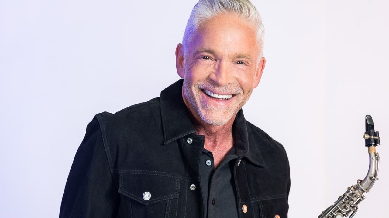 Summer Horns Studio Portraits Dave Koz 1 Min