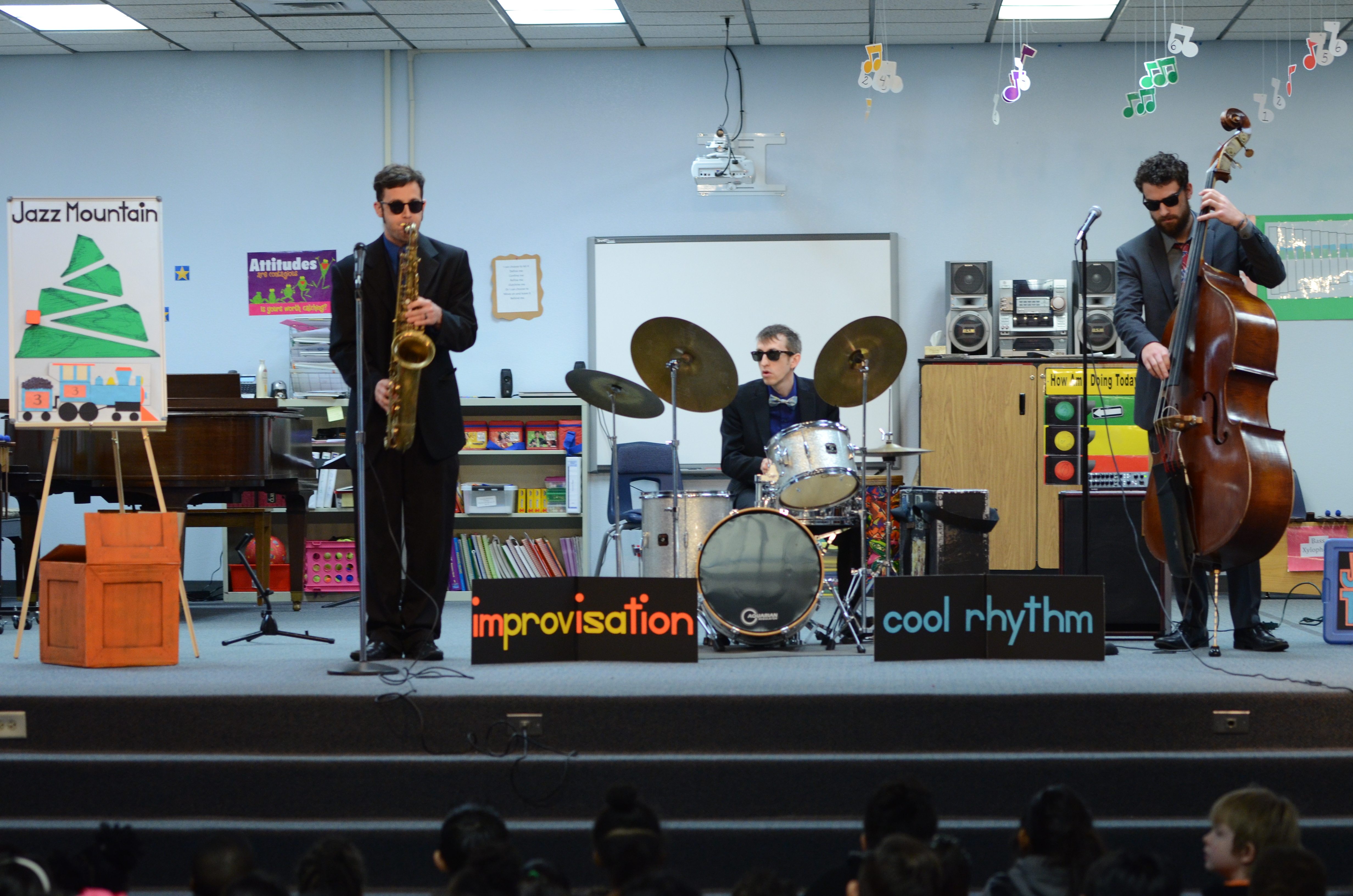 A photo of an in school jazz performance